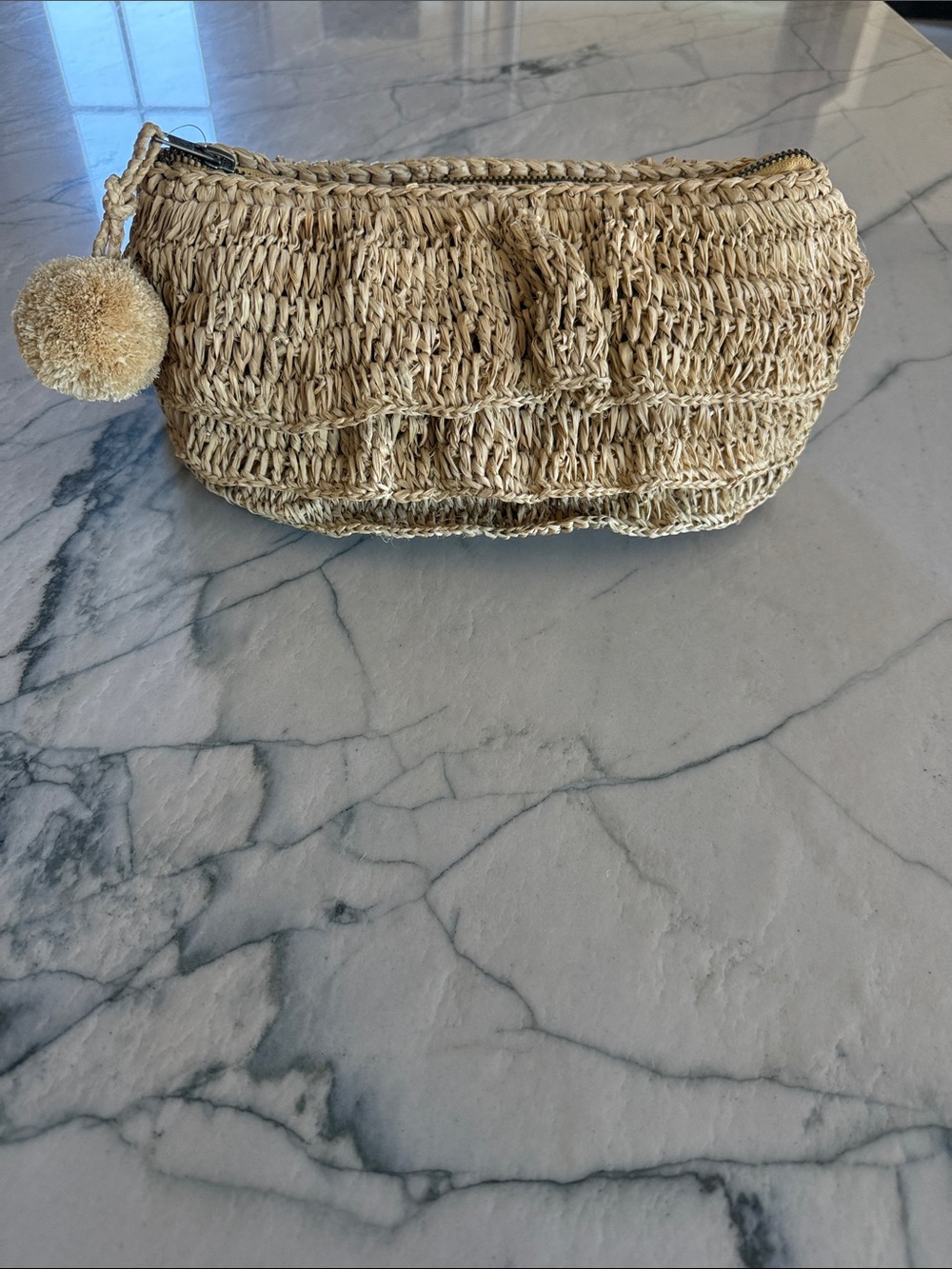 Anthropologie Raffia Ruffle clutch - Picture 3 of 5